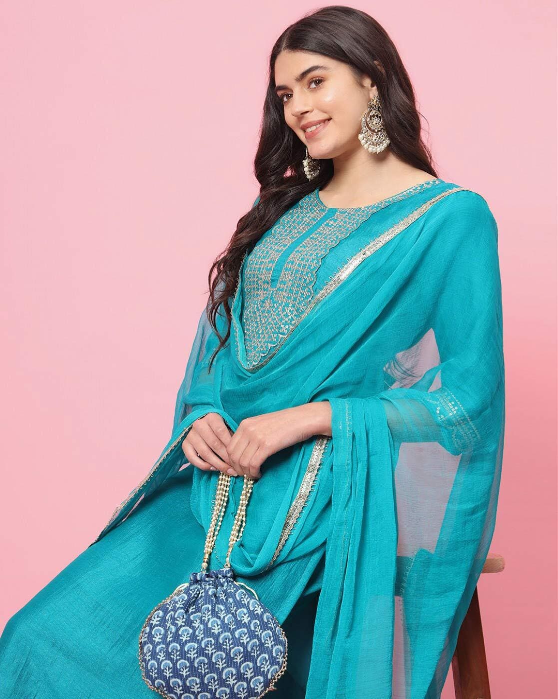 1117Wx1400H-467069647-green-MODEL3.jpg Women Embroidered Straight Kurta Set - Image 1
